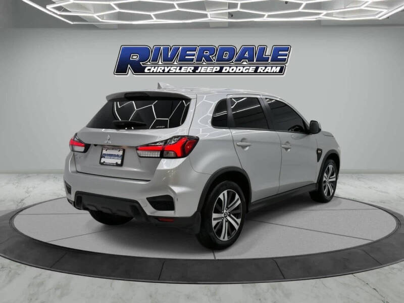 2024 Mitsubishi Outlander Sport ES