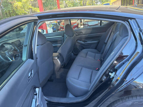 2023 Nissan Altima 2.5 SV