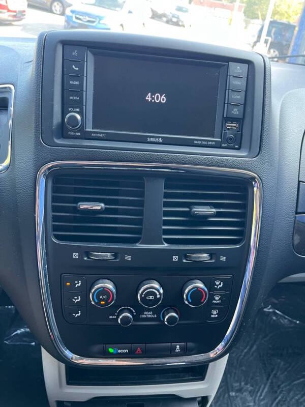 2019 Dodge Grand Caravan SE