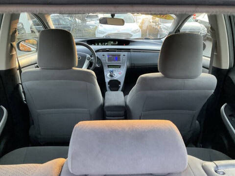 2012 Toyota Prius Three