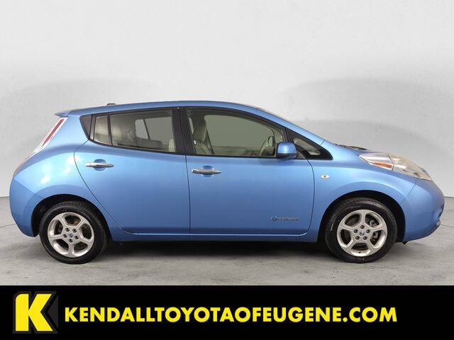 2011 Nissan LEAF SL