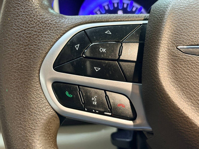 2017 Chrysler Pacifica Touring