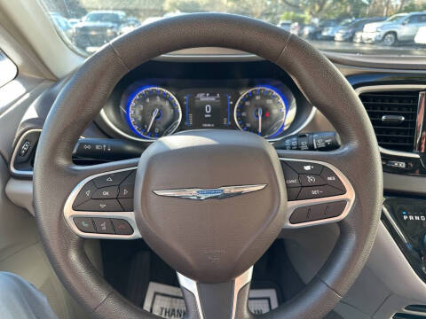 2017 Chrysler Pacifica Touring