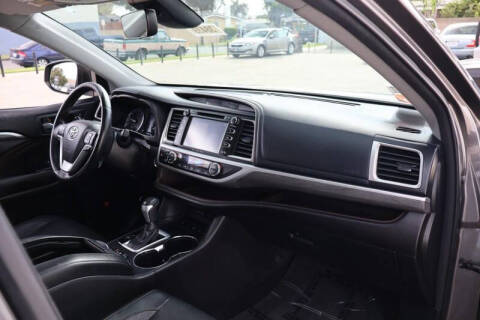 2017 Toyota Highlander