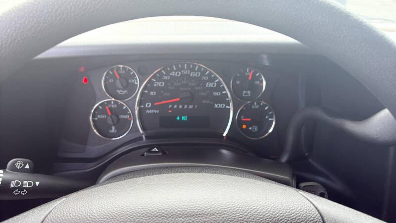 2026 GMC Savana 2500