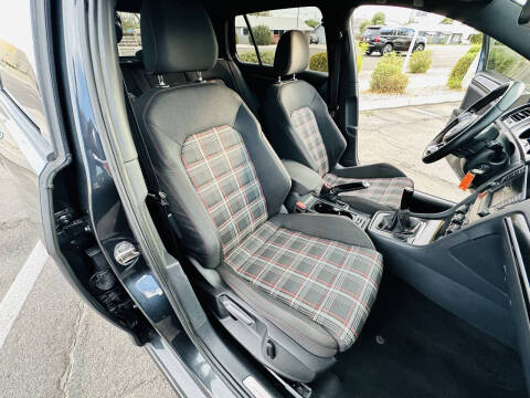 2016 Volkswagen Golf GTI S