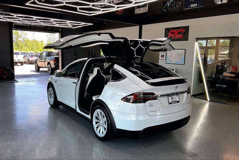 2018 Tesla Model X 75D