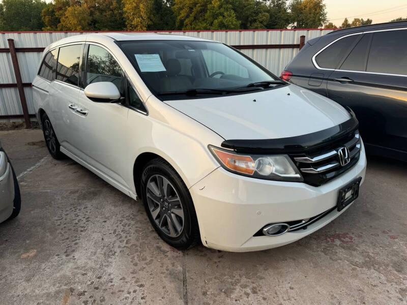 2015 Honda Odyssey for sale at EGM Auto in Midwest City OK