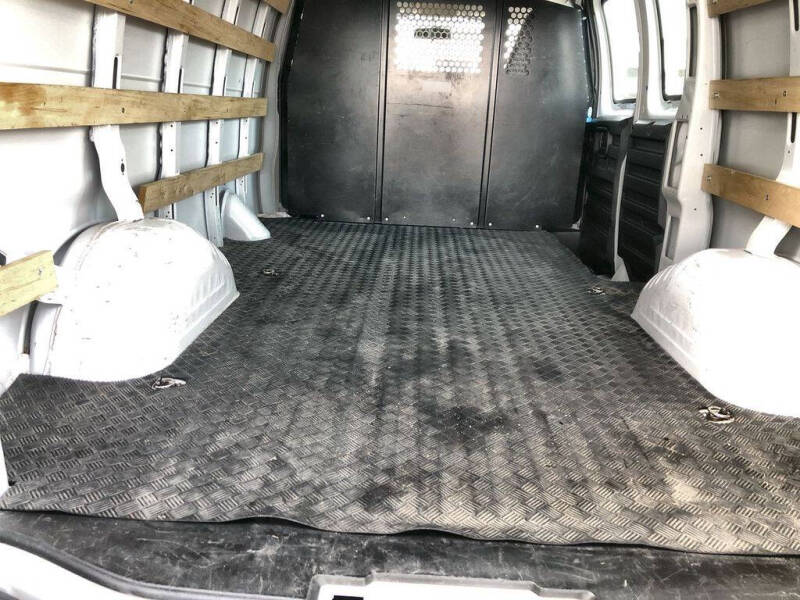 2024 GMC Savana 2500