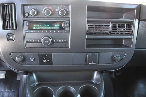 2024 GMC Savana 2500