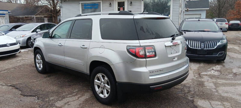 2015 GMC Acadia SLE-2