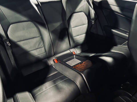 2011 Mercedes-Benz E350