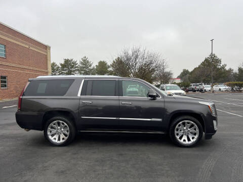 2018 Cadillac Escalade ESV Platinum
