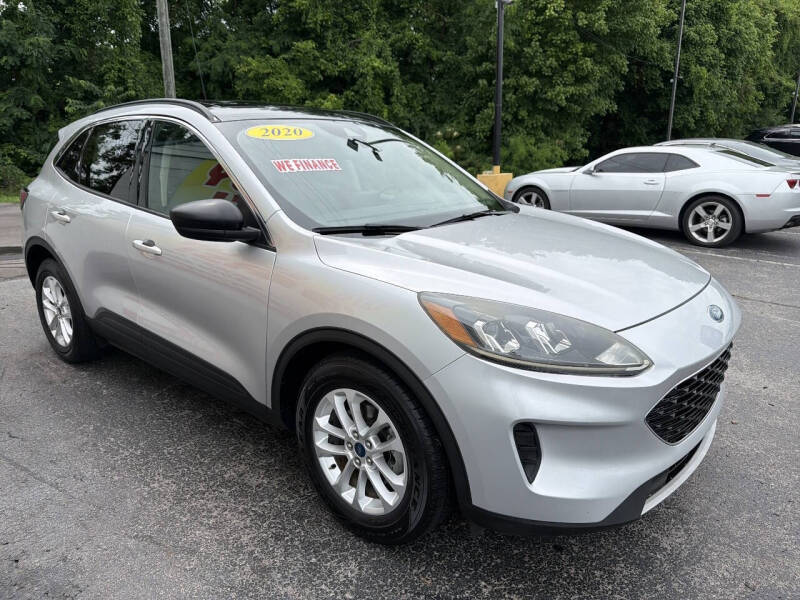 2020 Ford Escape SE