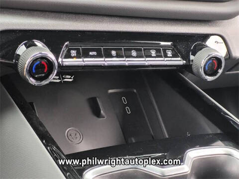 2025 Chevrolet Silverado EV LT