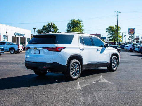 2023 Chevrolet Traverse LT Cloth