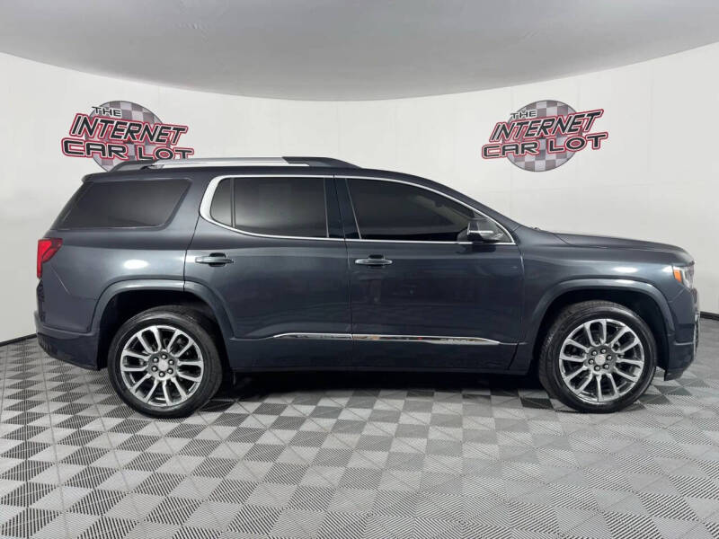 2022 GMC Acadia Denali