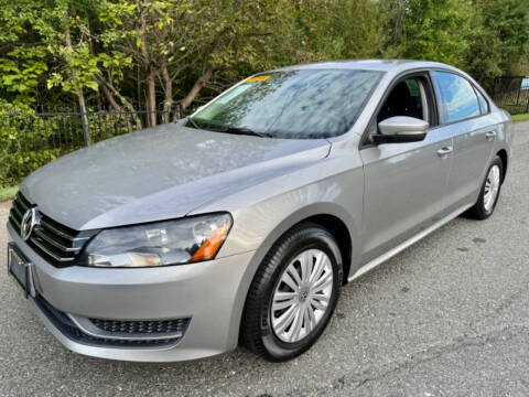 2014 Volkswagen Passat 1.8T S PZEV
