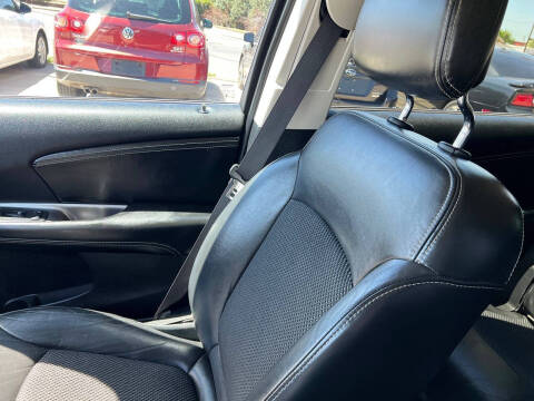2018 Dodge Journey Crossroad