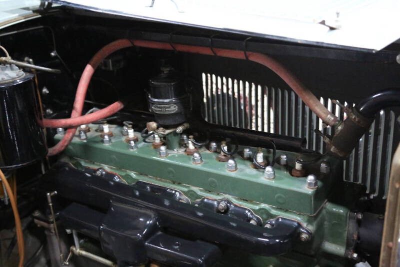 1929 Packard 8 LIMOUSINE