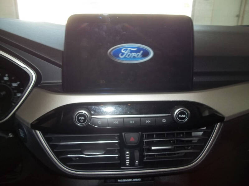 2020 Ford Escape SE
