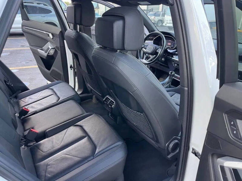 2019 Audi Q3 quattro Premium 45 TFSI