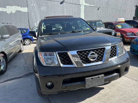 2005 Nissan Pathfinder LE