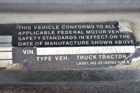 1983 Peterbilt 362 FAT CAB