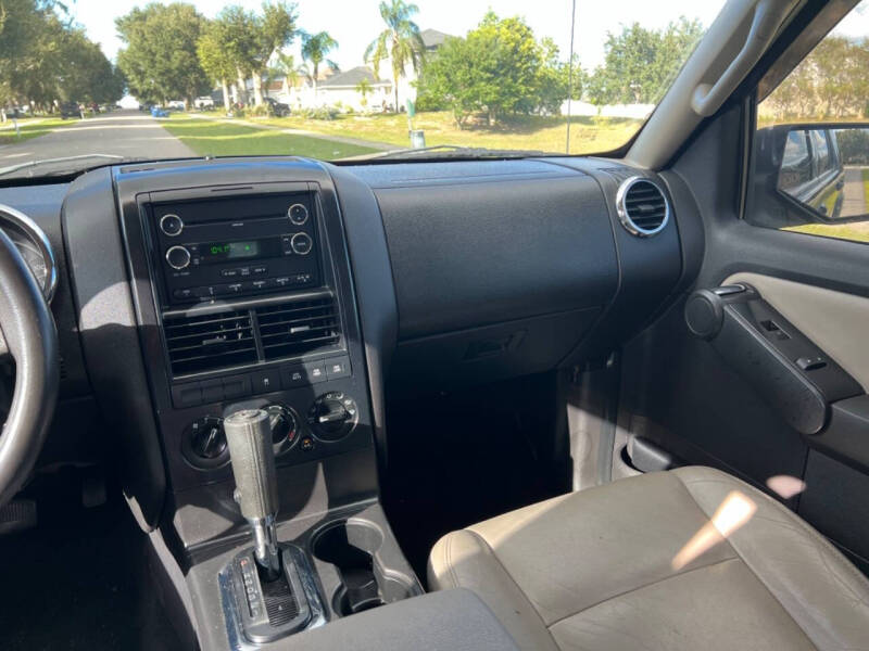 2008 Ford Explorer XLT