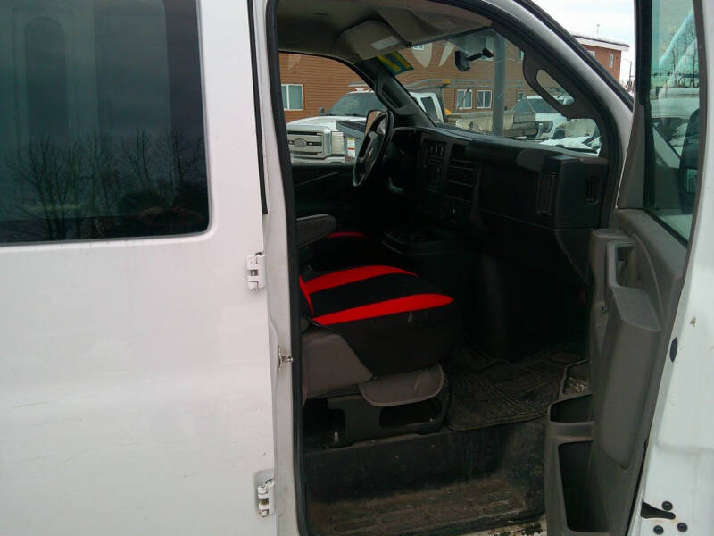 2017 Chevrolet Express 2500
