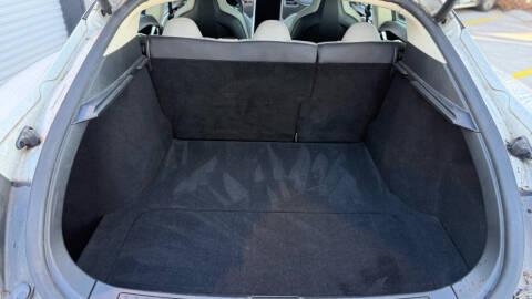 2014 Tesla Model S 85