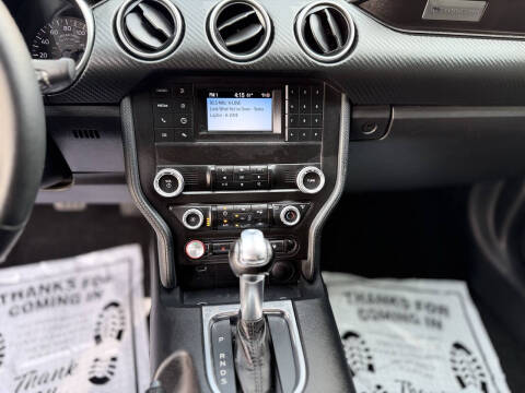 2019 Ford Mustang EcoBoost