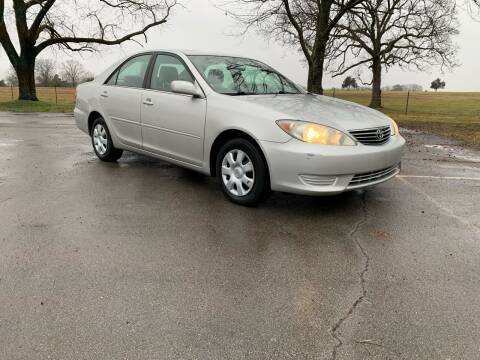 2005 Toyota Camry for sale at TRAVIS AUTOMOTIVE in Corryton TN