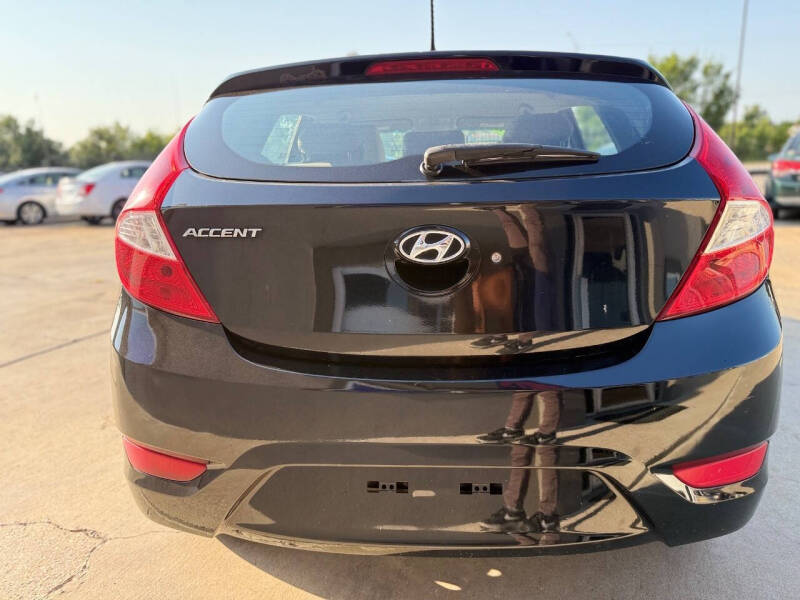 2016 Hyundai Accent SE