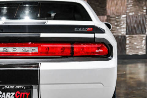 2013 Dodge Challenger SRT8 Core