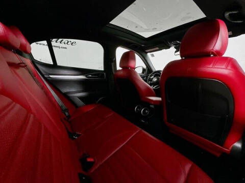 2022 Alfa Romeo Stelvio Veloce