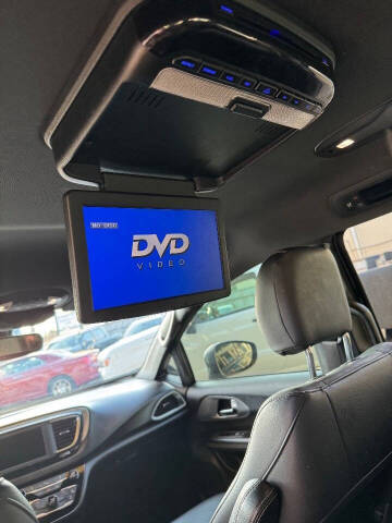 2020 Chrysler Pacifica Touring L 35th Anniversary