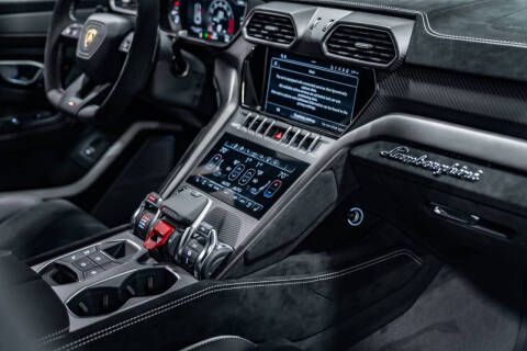 2024 Lamborghini Urus Performante