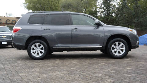 2013 Toyota Highlander for sale at Cars-KC LLC in Overland Park KS