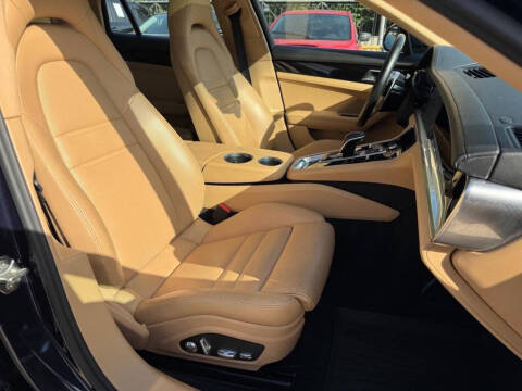 2018 Porsche Panamera 4S