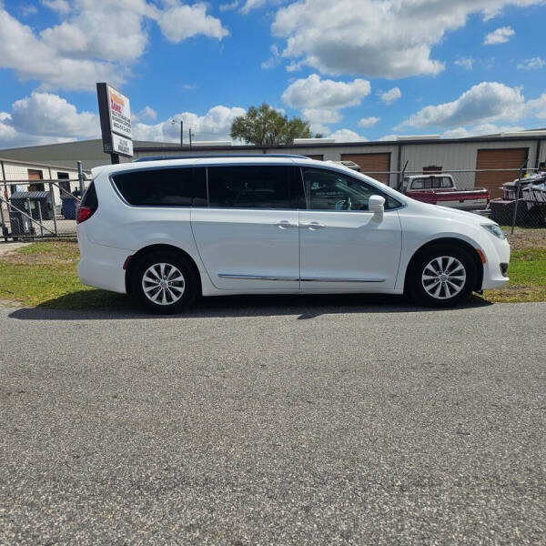 2018 Chrysler Pacifica Touring L
