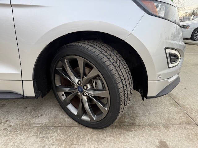 2017 Ford Edge Sport