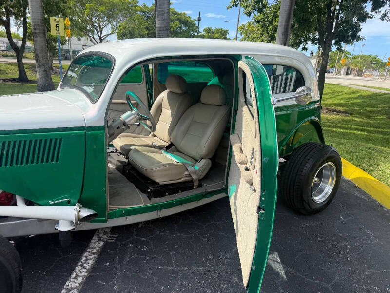 1936 Ford Slant back