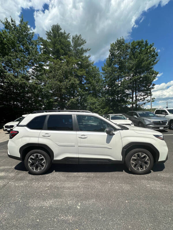 2025 Subaru Forester Premium