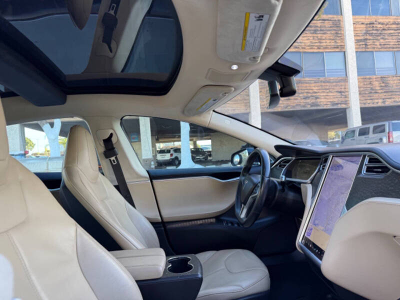 2013 Tesla Model S