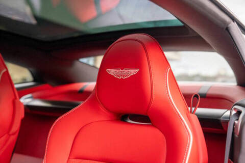 2025 Aston Martin Vanquish