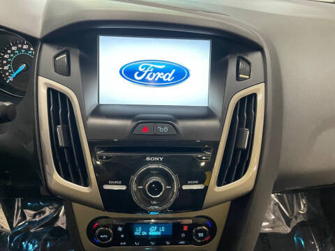 2012 Ford Focus SEL