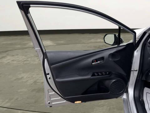 2019 Toyota Prius L Eco