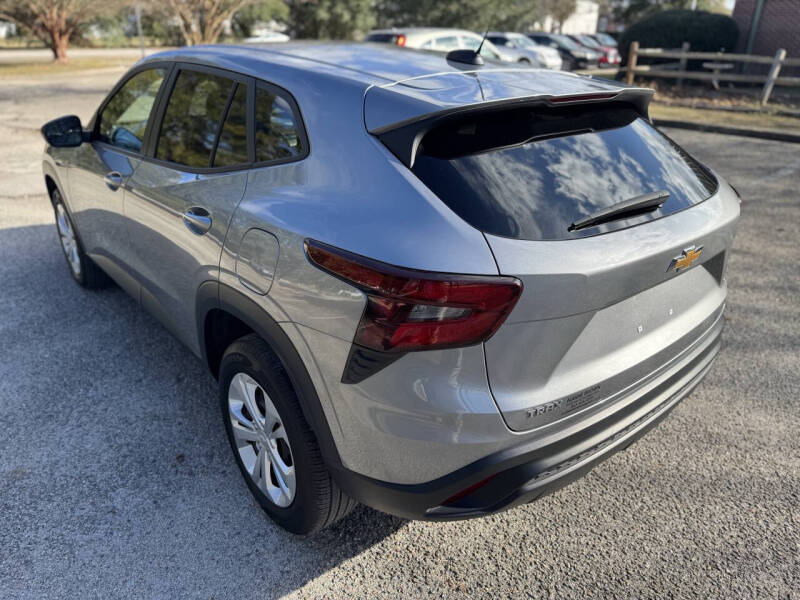 2025 Chevrolet Trax LS