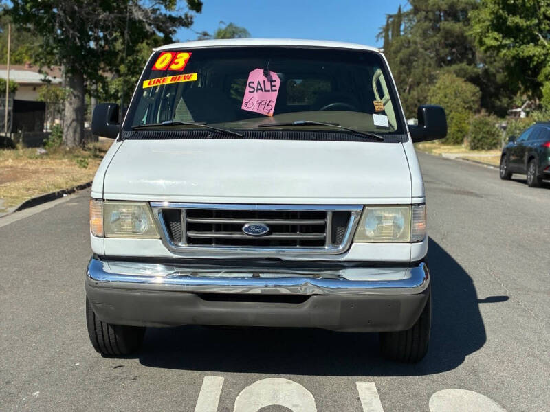 2003 Ford E-Series E-350 SD XLT